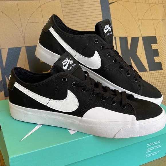 Nike SB Blazer Court Black/White-Black Men’s sneakers - Picture 8 of 16